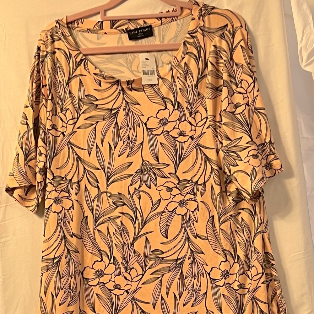 Lane Bryant Peach and Black Graphic Short Sleeve Blouse